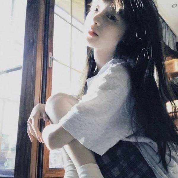 俏寡妇